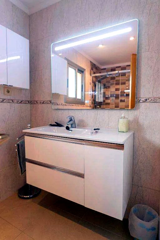 Habitación doble con balcón y vistas al mar 3 — 4